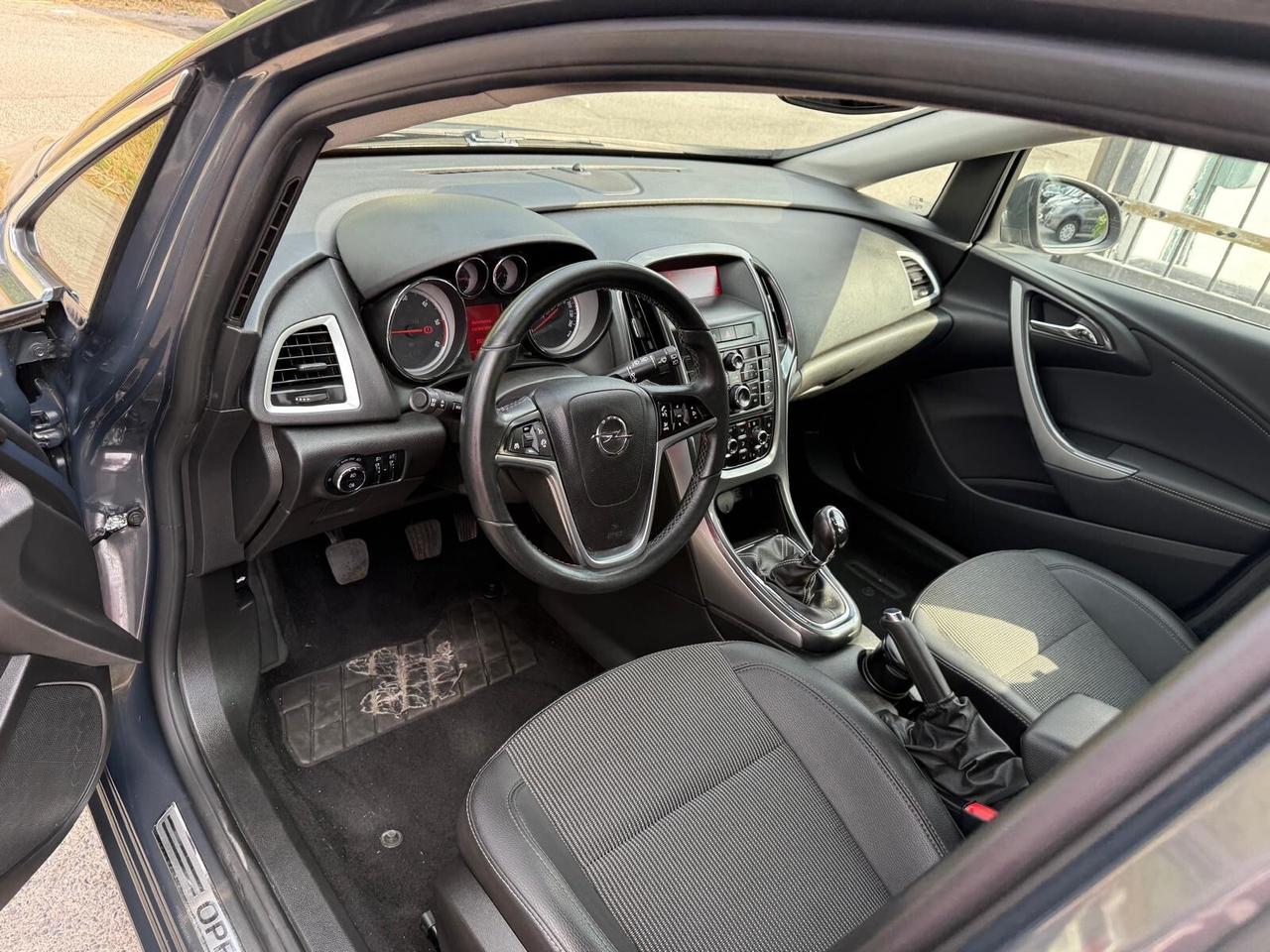 Opel Astra 1.7 CDTI 130CV Sports Tourer Cosmo