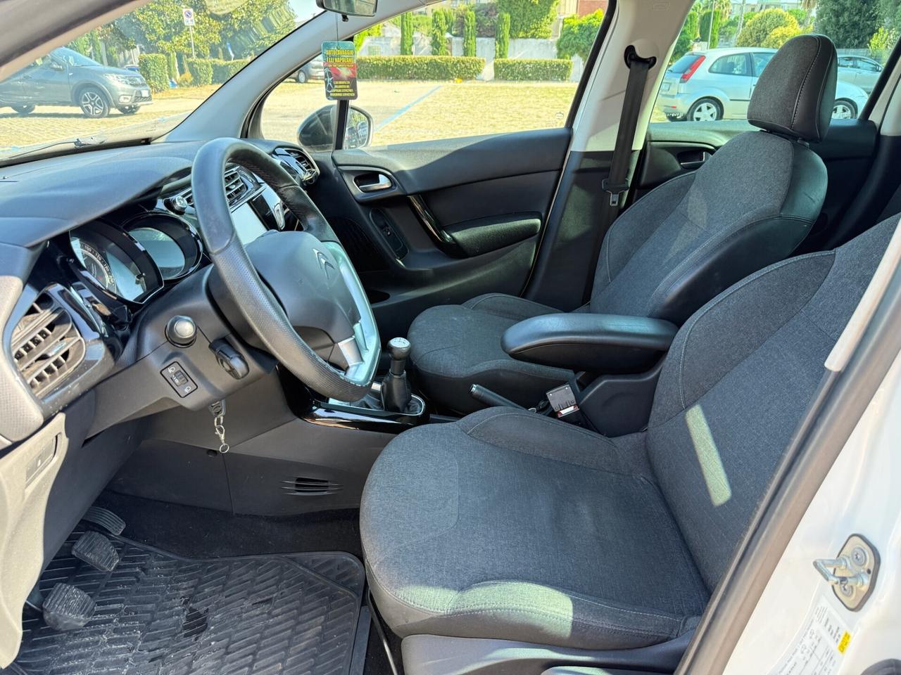 CITROËN C3 2016 1.6 BlueHDi 75cv Exclusive