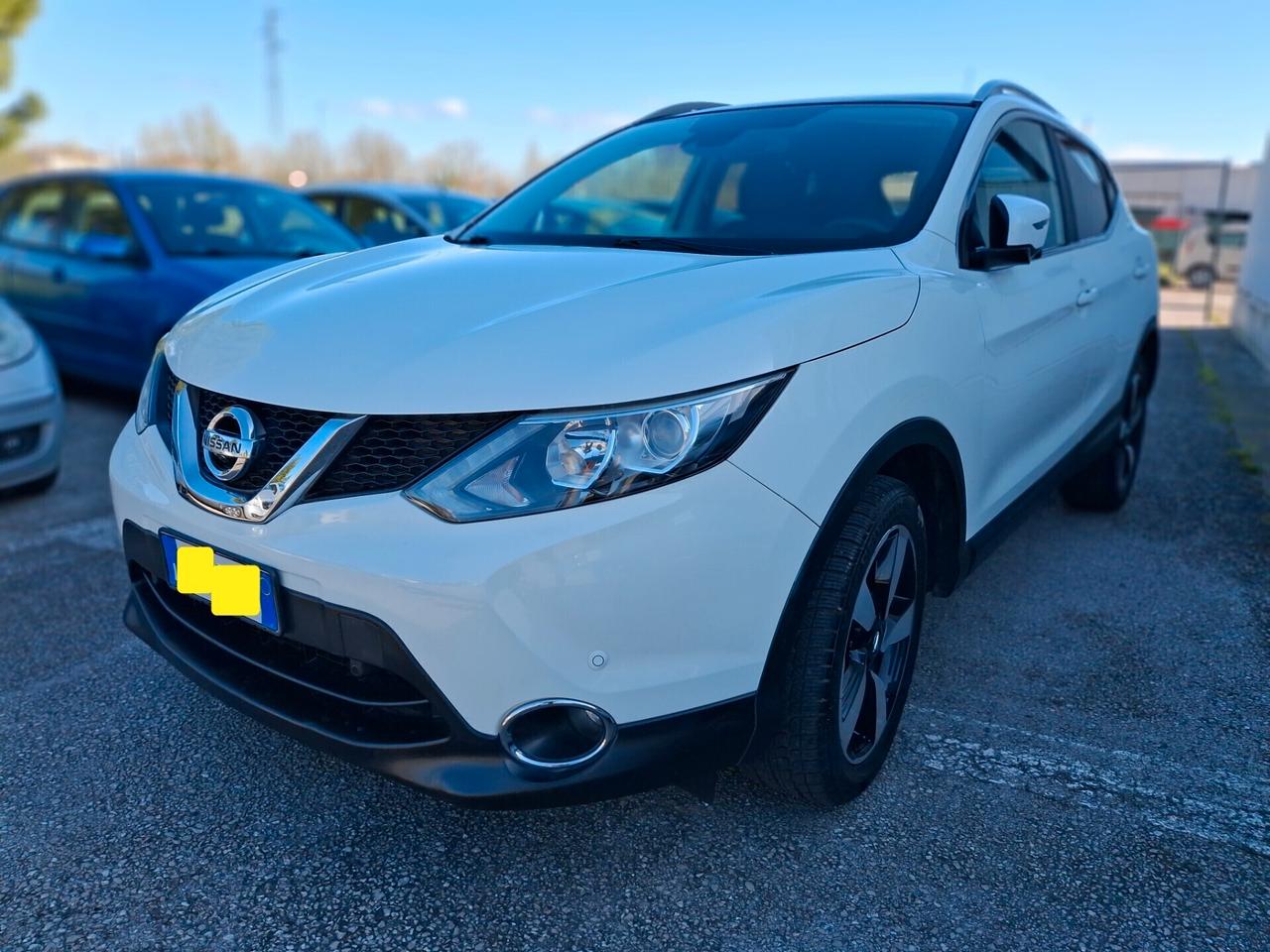 Nissan Qashqai 1.5 dCi 360