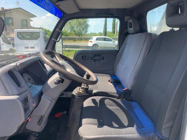NISSAN Cabstar 120.35 3.0 Tdi PC-RG Cabinato L