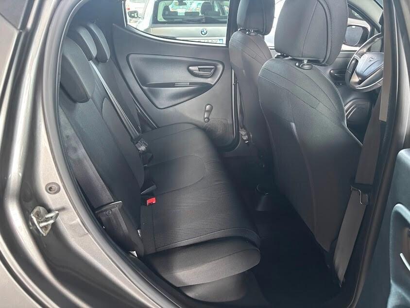 Lancia Ypsilon 1.2 69 CV 58.000KM NEOPATENTATI