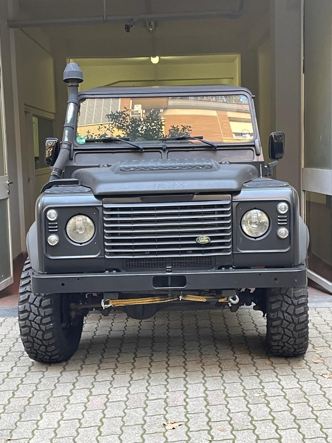 Land Rover Defender 110 TD4 7 POSTI -LIBRETTO TAGLIANDI