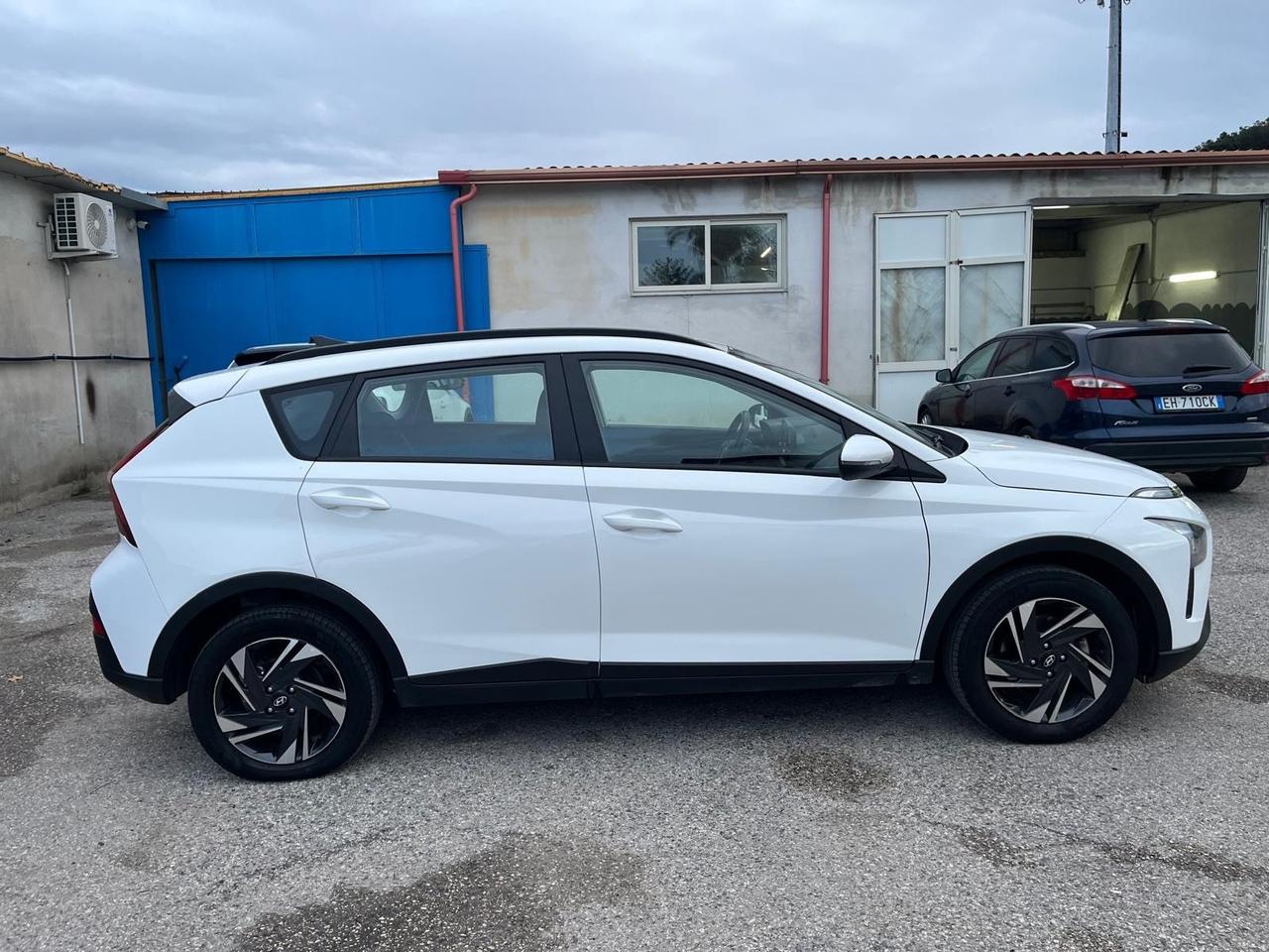 Hyundai bayon 1.2 hpi/benz-xline-full-2023