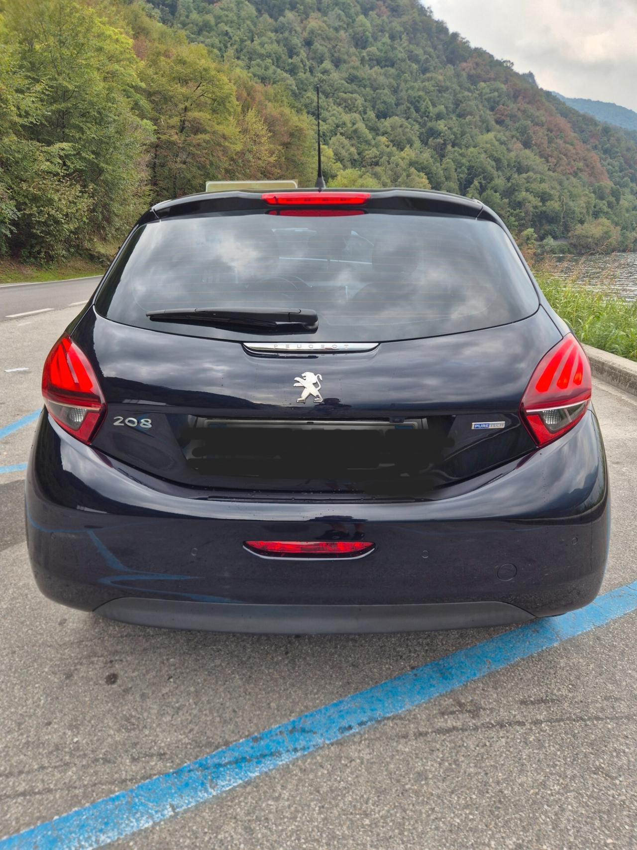 PEUGEOT 208 1.2 BENZINA ALLURE RETROCAMERA