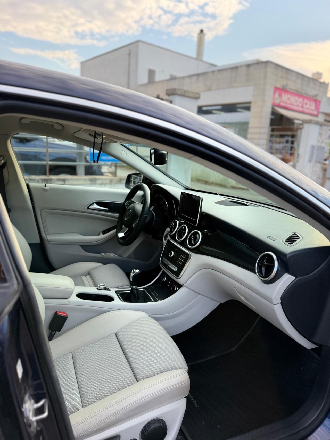 Mercedes-benz CLA 180 d S.W. Sport