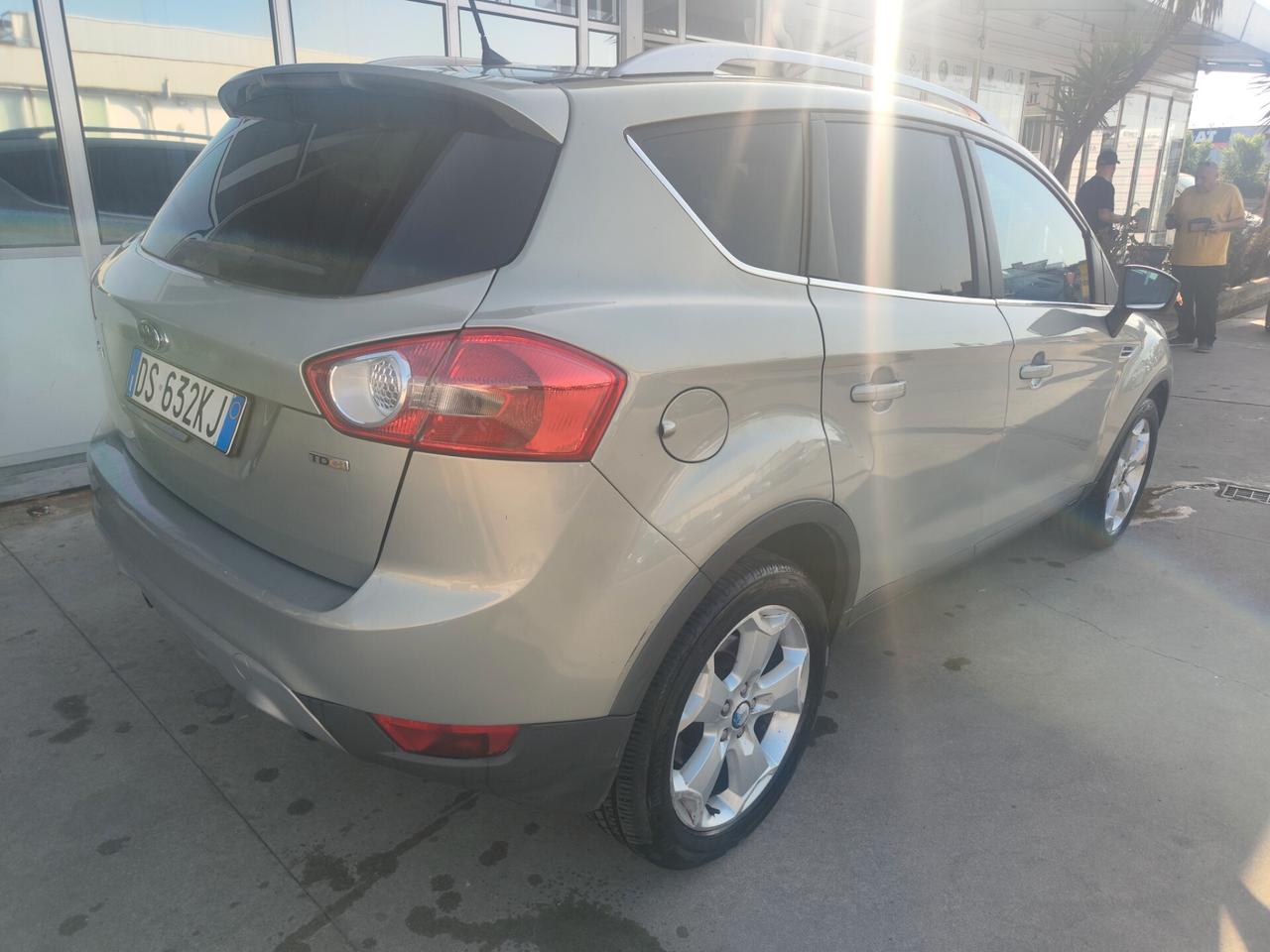 Ford Kuga 2.0 TDCi 136 CV 4WD Titanium DPF