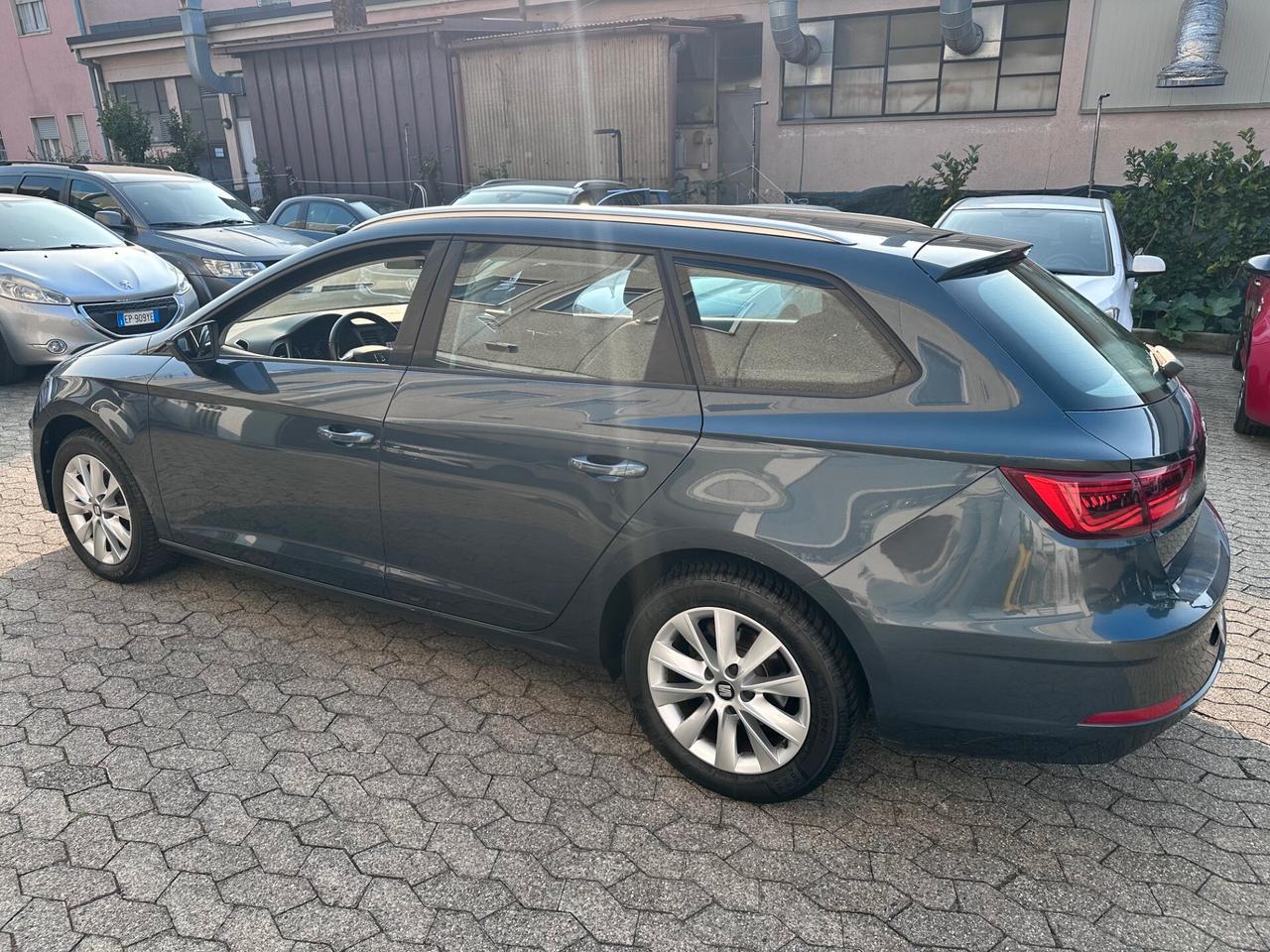 Seat Leon 1.6 TDI 115 CV DSG ST Business*EURO6*CERCHI
