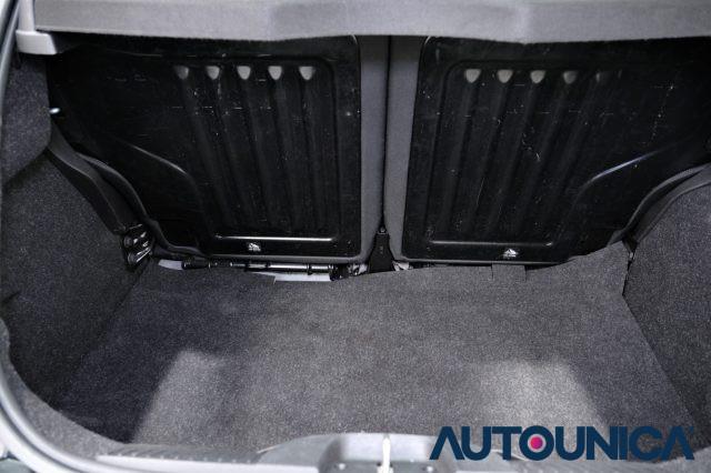 FIAT 500 1.0 HYBRID DOLCEVITA NEOPATENTATI