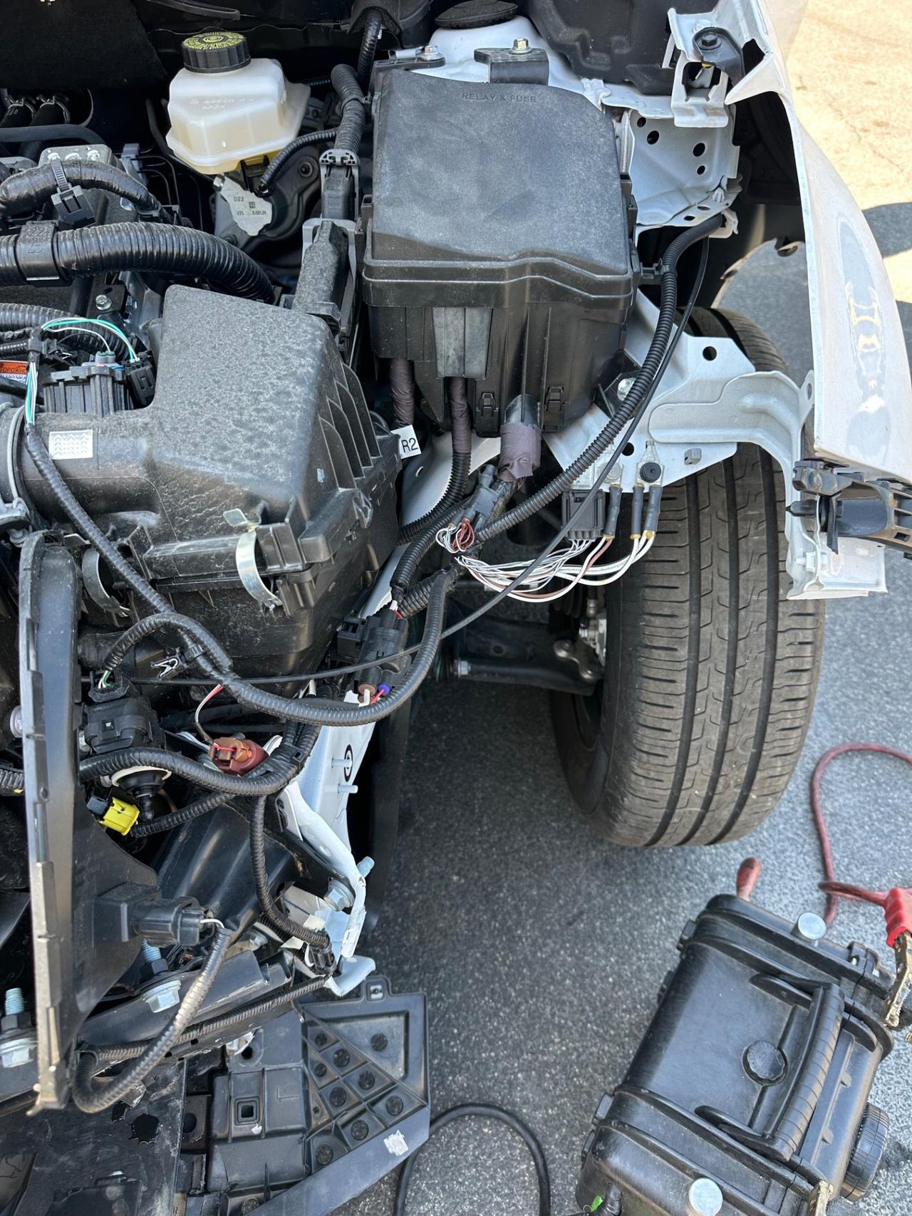 Toyota Yaris 1.5 Hybrid INCIDENTATA