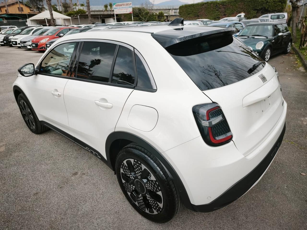 Fiat 600 Hybrid 110 CV DCT MHEV La Prima