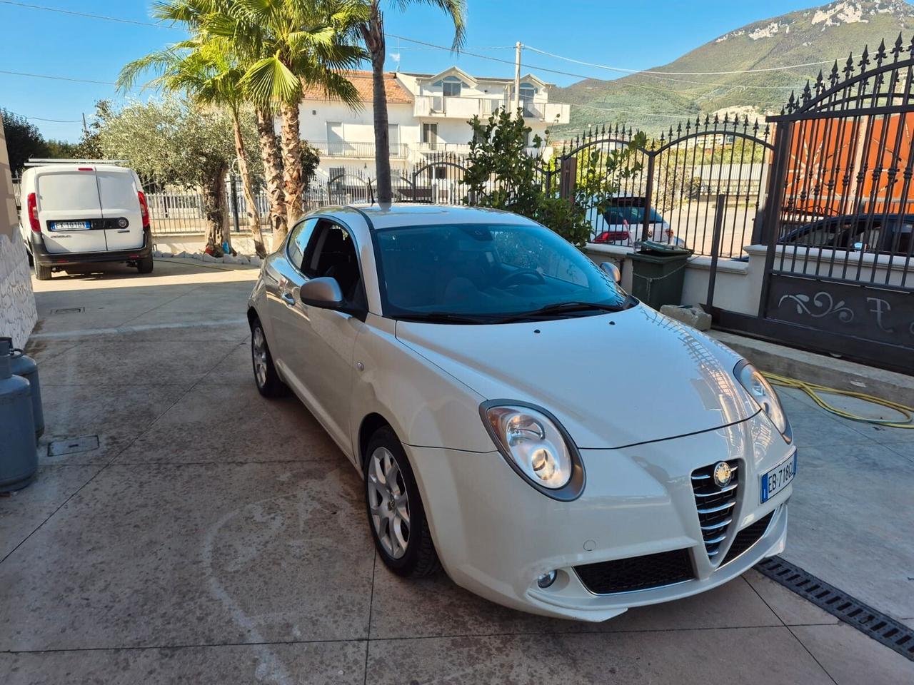 Alfa Romeo MiTo 1.3 JTDm-2 95 CV S&S Distinctive Sport Pack