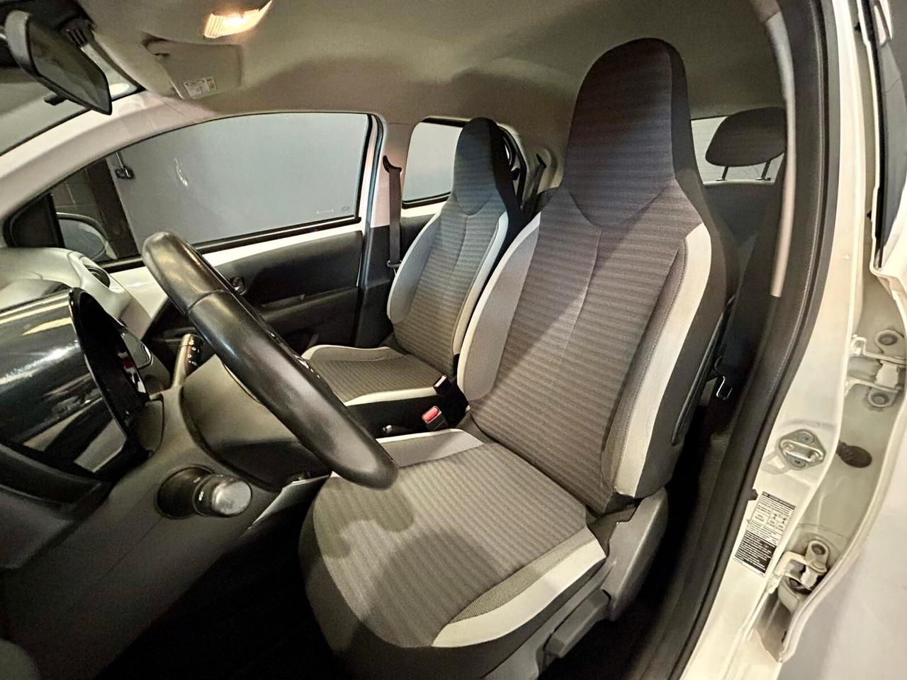 Toyota Aygo 1.0 VVT-i 72 CV 5 porte x-cool *PREZZO PROMO*