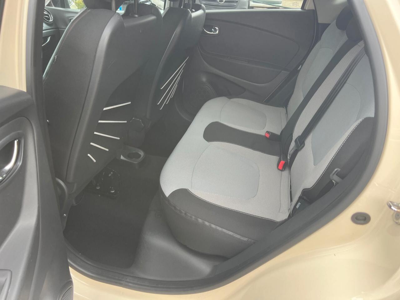 Renault Captur 1.2 TCe 120 CV EDC Energy R-Link TUA CON ZERO ANTICIPO