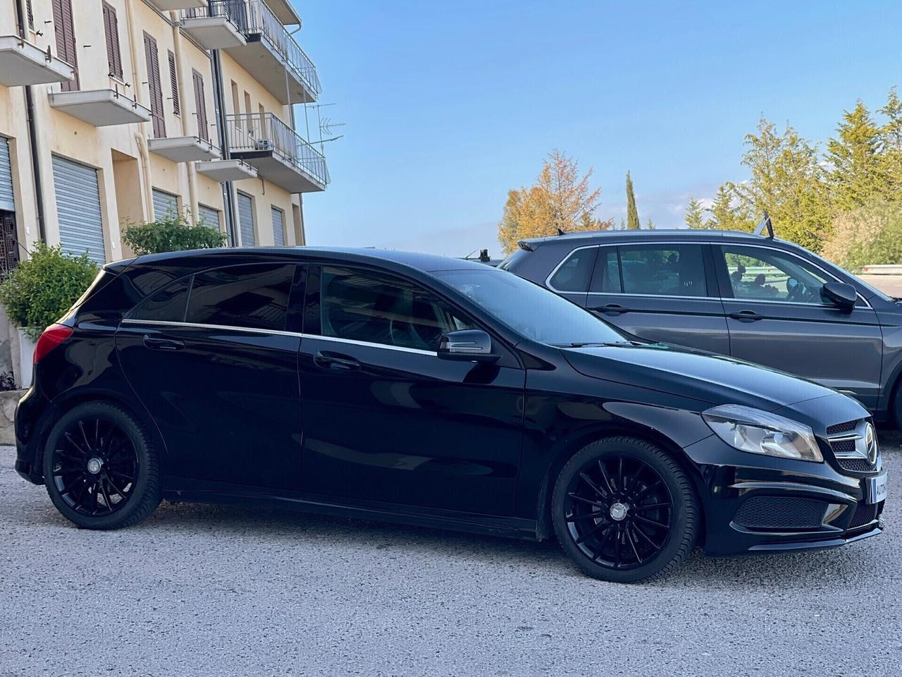 Mercedes-benz A 180 d Premium AMG R18 - FULL