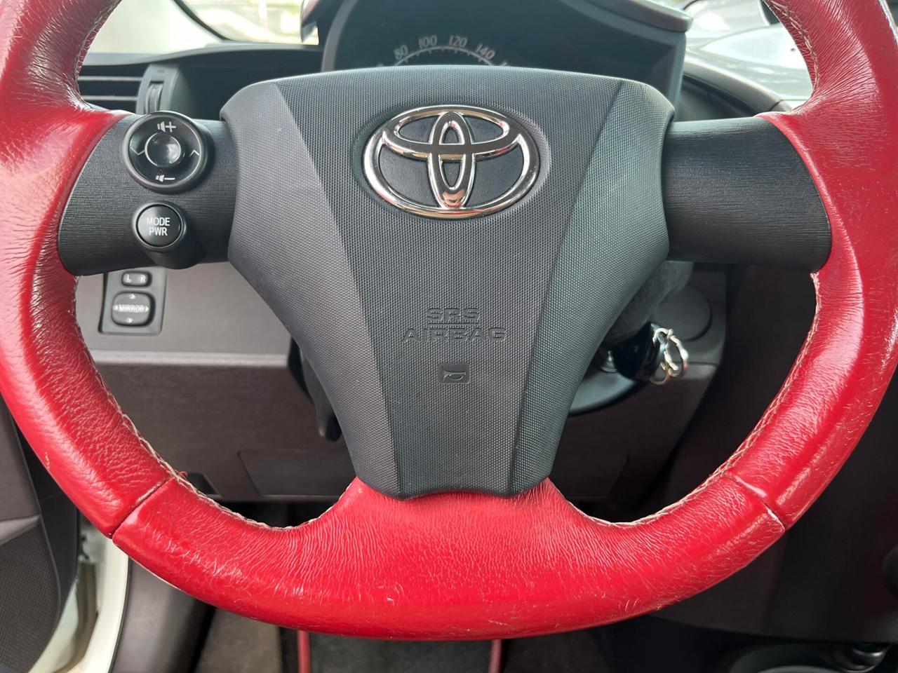 Toyota iQ 1.0