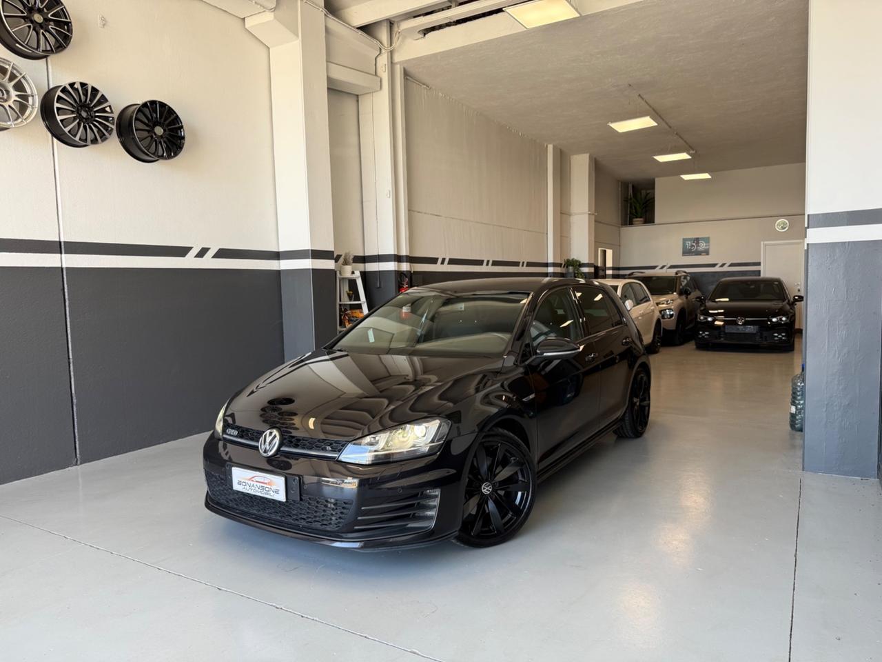 Volkswagen Golf GTD 2.0 TDI DSG
