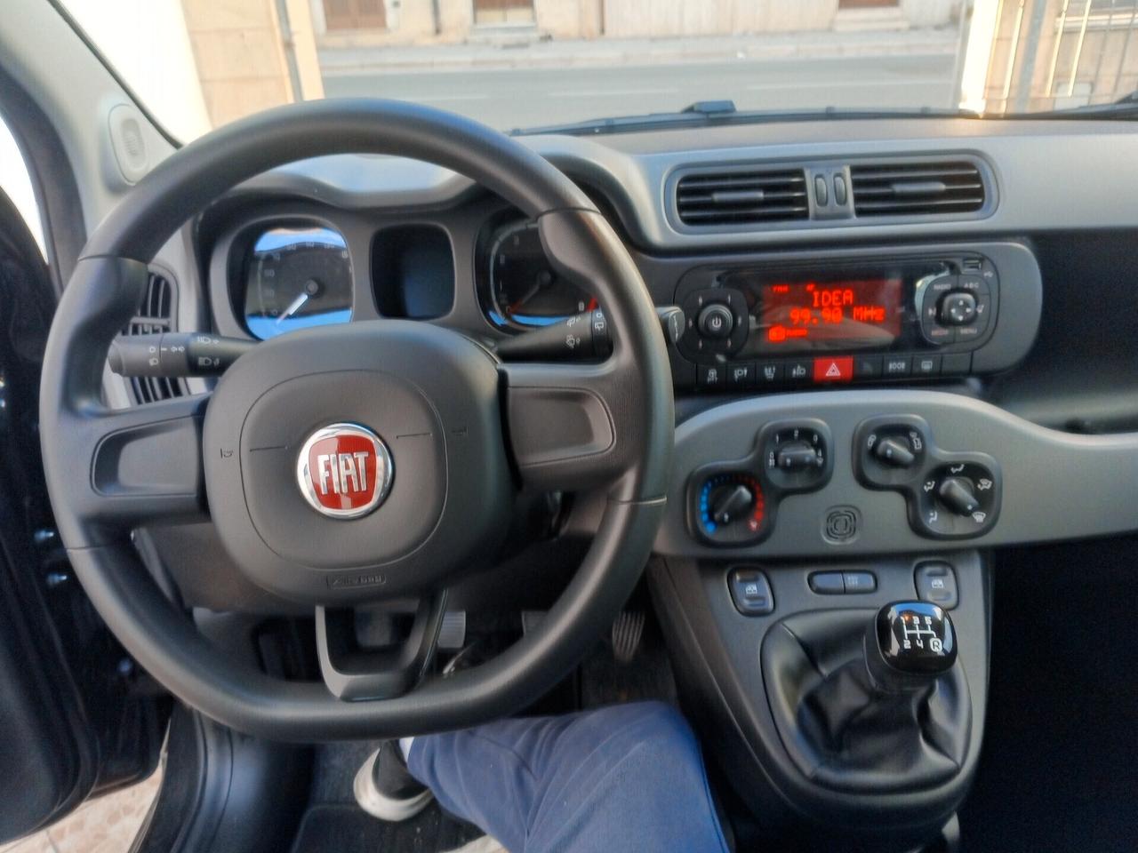 Fiat Panda 1.2 Connected by Wind