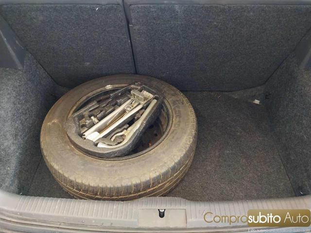 VOLKSWAGEN Polo 1.2/60CV GPL VALIDO