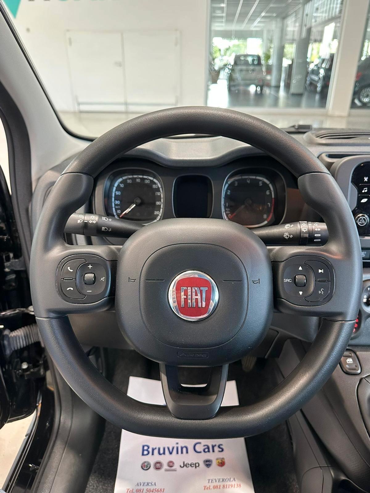 Fiat Panda 1.0 Hybrid 2024 km aziendale full optional