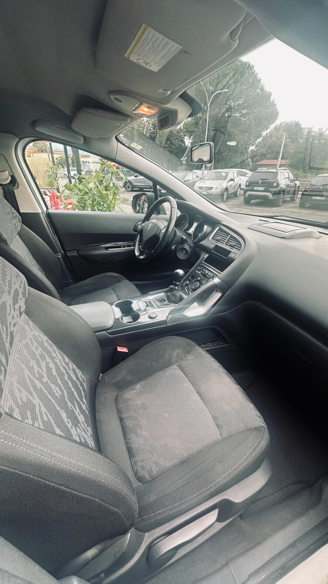 Peugeot 3008 1.6 HDi 110CV Business