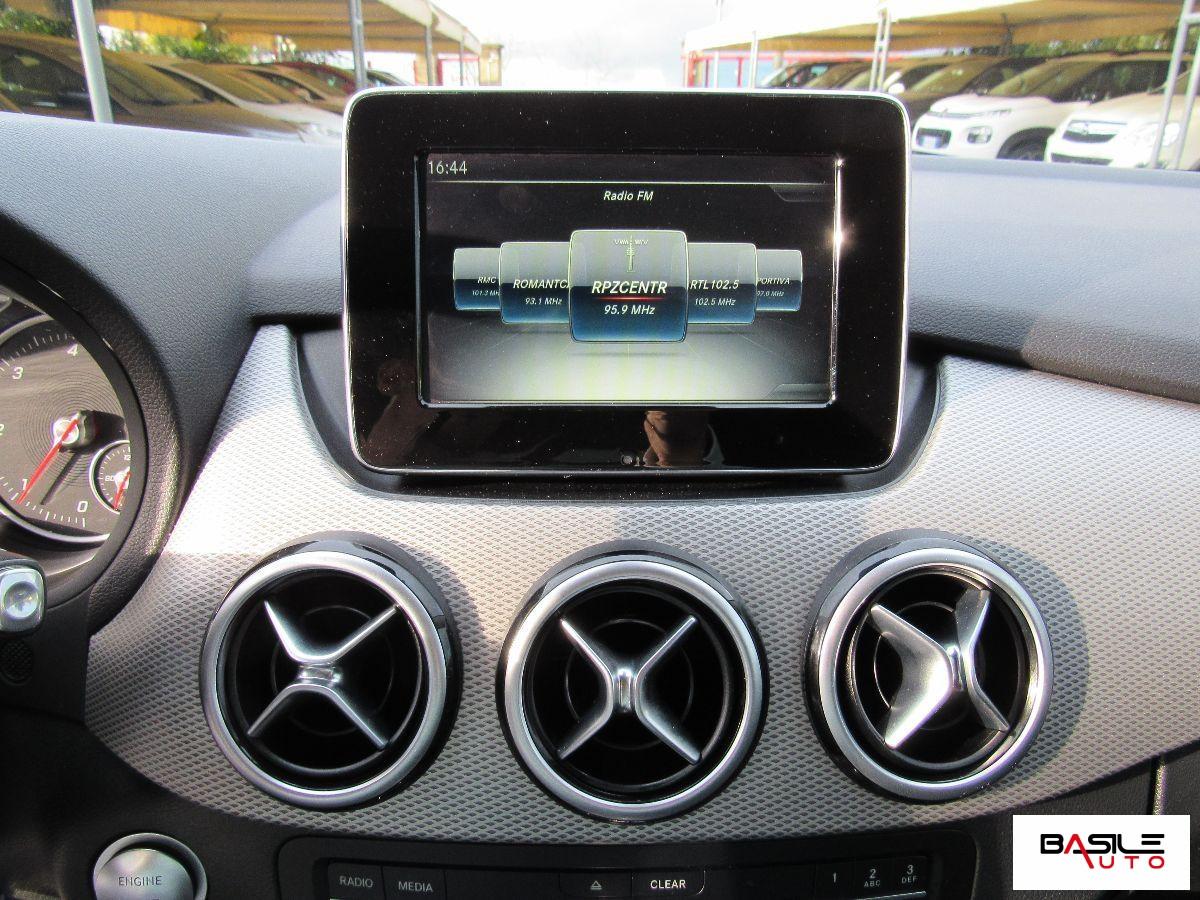 MERCEDES - Classe B - B 180 d Automatic Premium