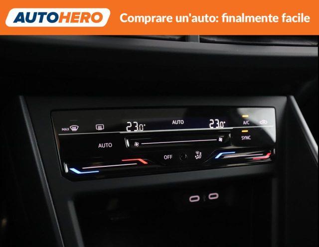 VOLKSWAGEN Taigo 1.0 TSI 110 CV DSG R-Line