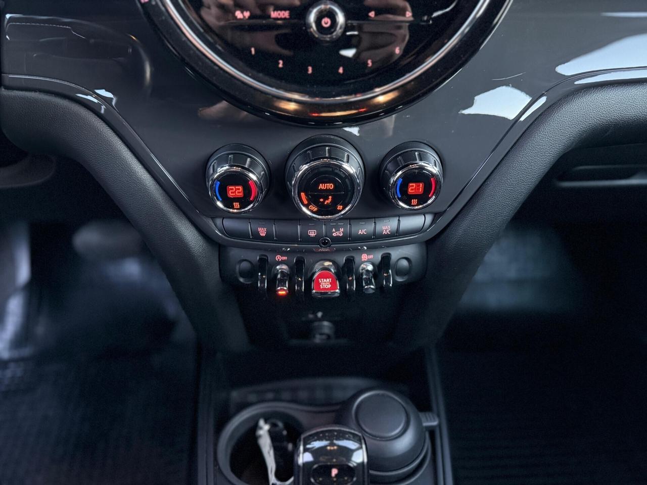 Mini Cooper 2.0 D Countryman 150 CV Business Auto.