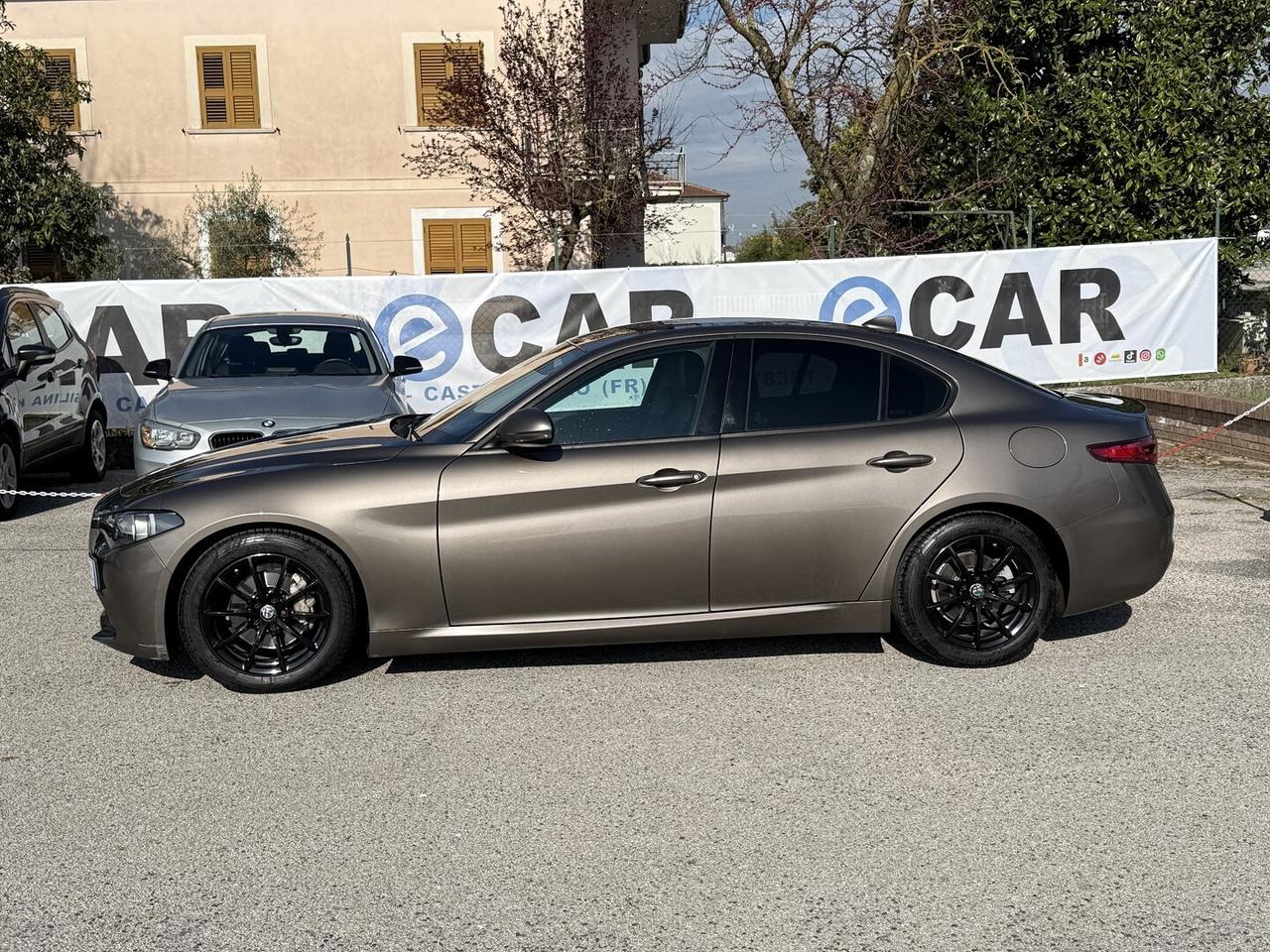 ALFA ROMEO GIULIA 150CV NAVI LED DNA