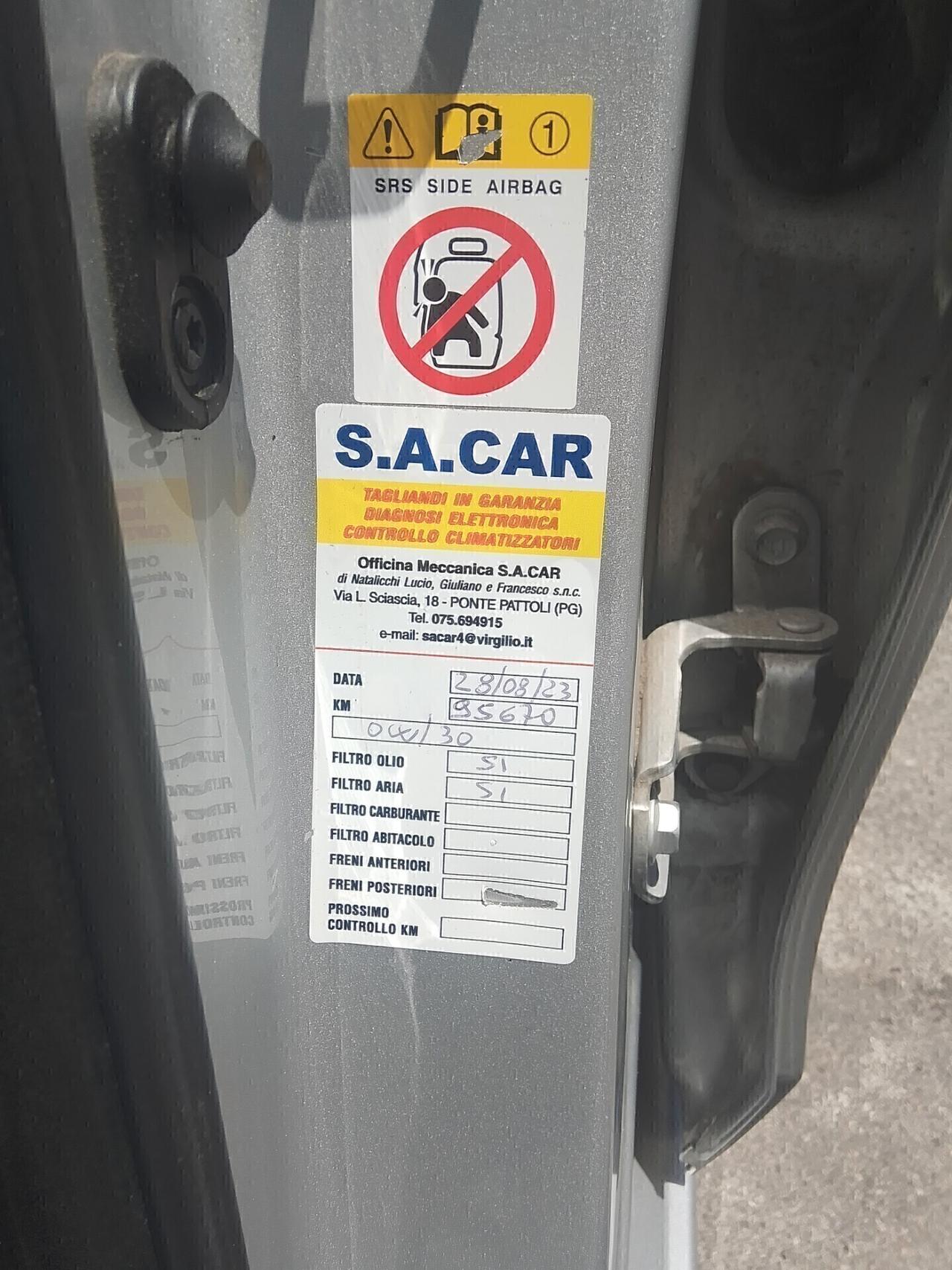 Toyota Yaris 1.0 5 porte Active