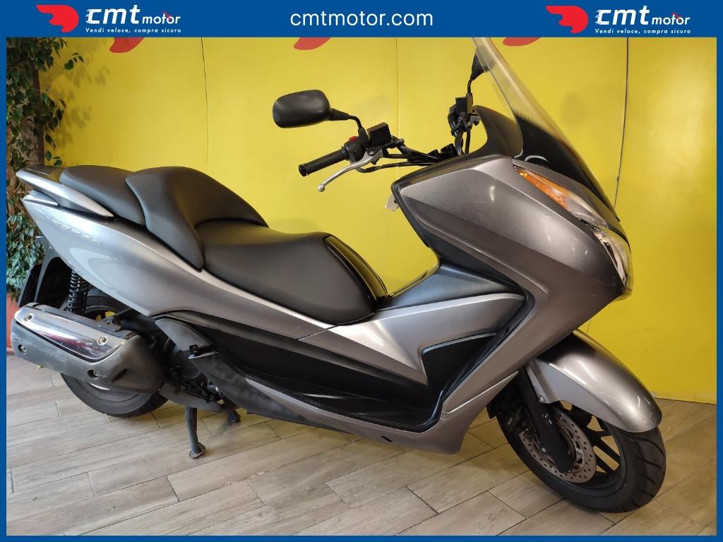 Honda Forza 300 - 2015