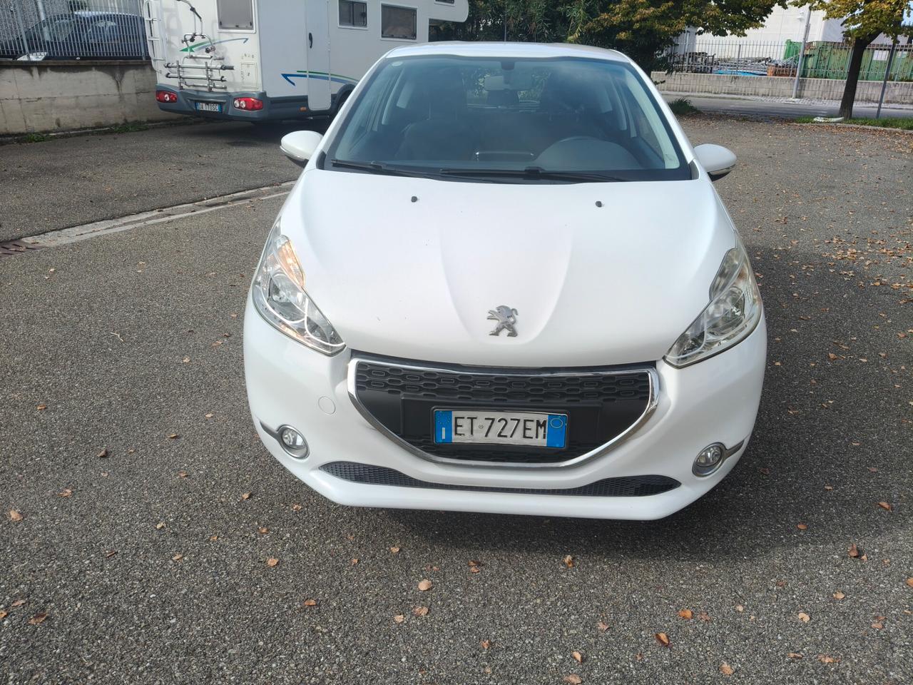 Peugeot 208 1.0 del 2013 SOLO 87.000 KM