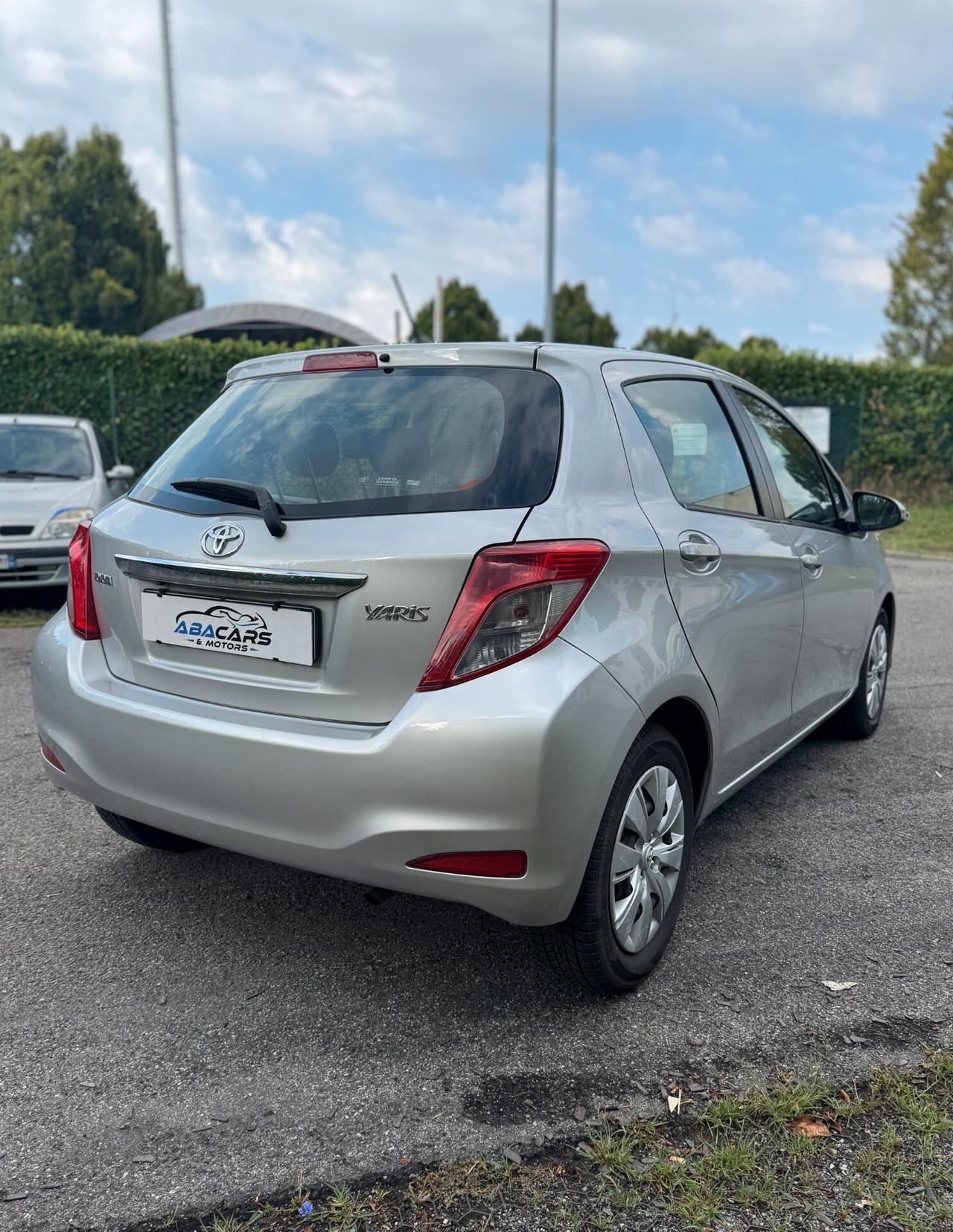 Toyota Yaris 1.0 51kW Benz 5p *SOLO 40.000 KM CERTIFICATI*