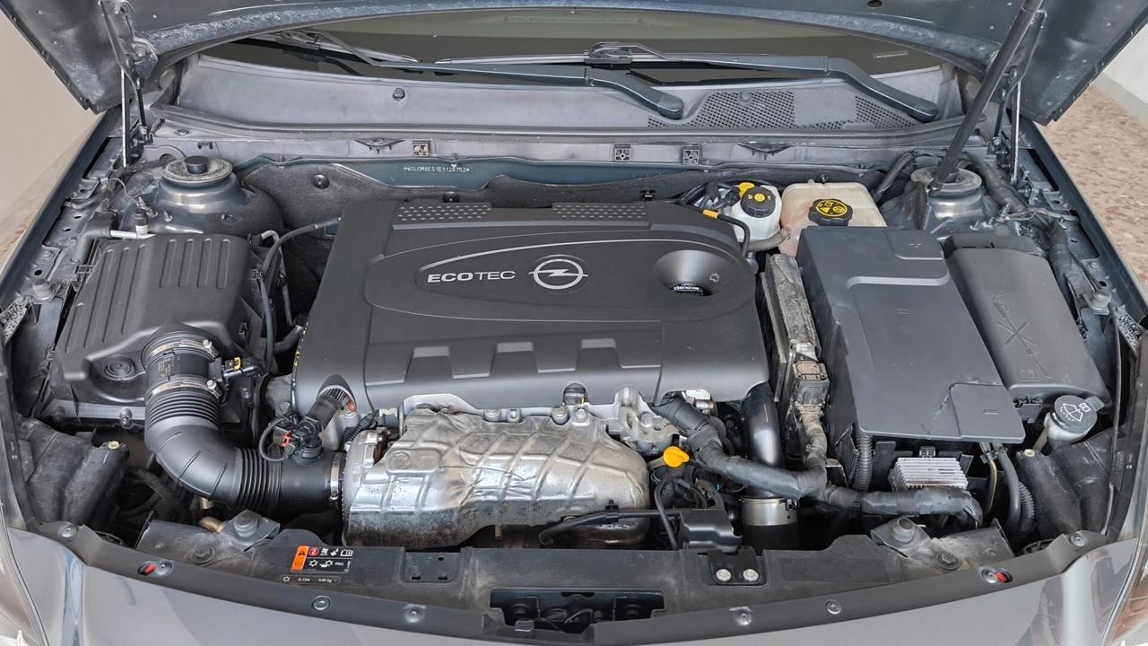 Opel Insignia 2.0 CDTI 140CV Ecopower Sports Tourer Cosmo Business