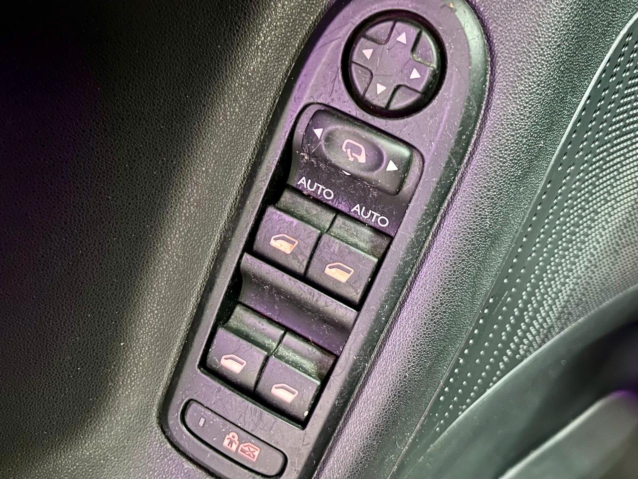 Citroen C3 1.4 HDi 70 Exclusive 2012