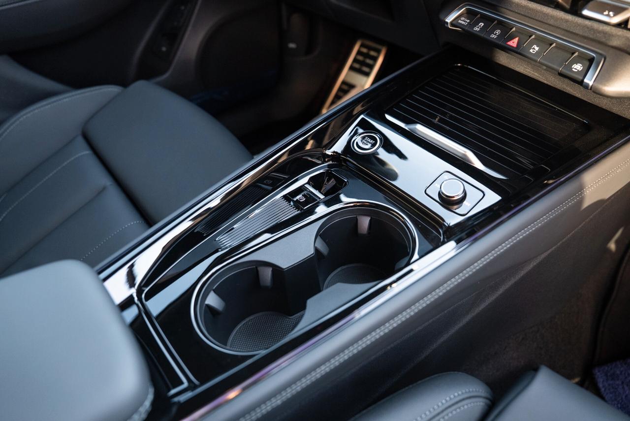 Audi Q3 45 TFSI e S tronic line edition