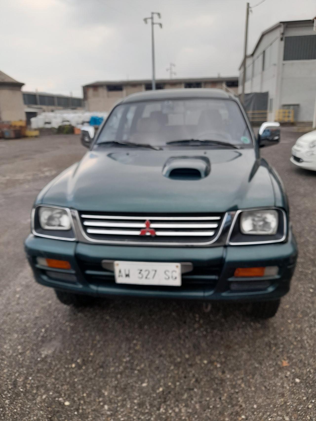 Mitsubishi L200 2.5 TDI 4WD Double Cab Pick-up GLX