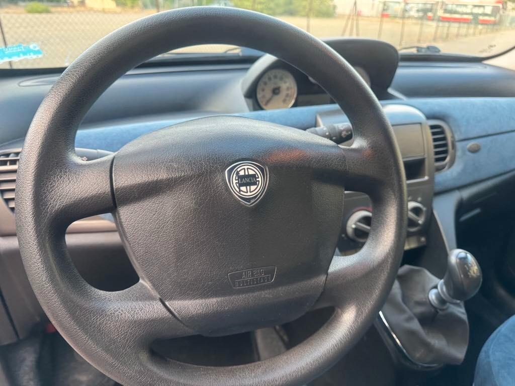 Lancia Ypsilon 1.2 16V Oro 120000km