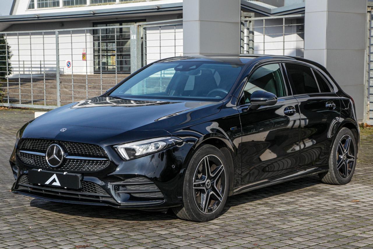 Mercedes-benz A 250e AMG Night Plug-in Hybrid