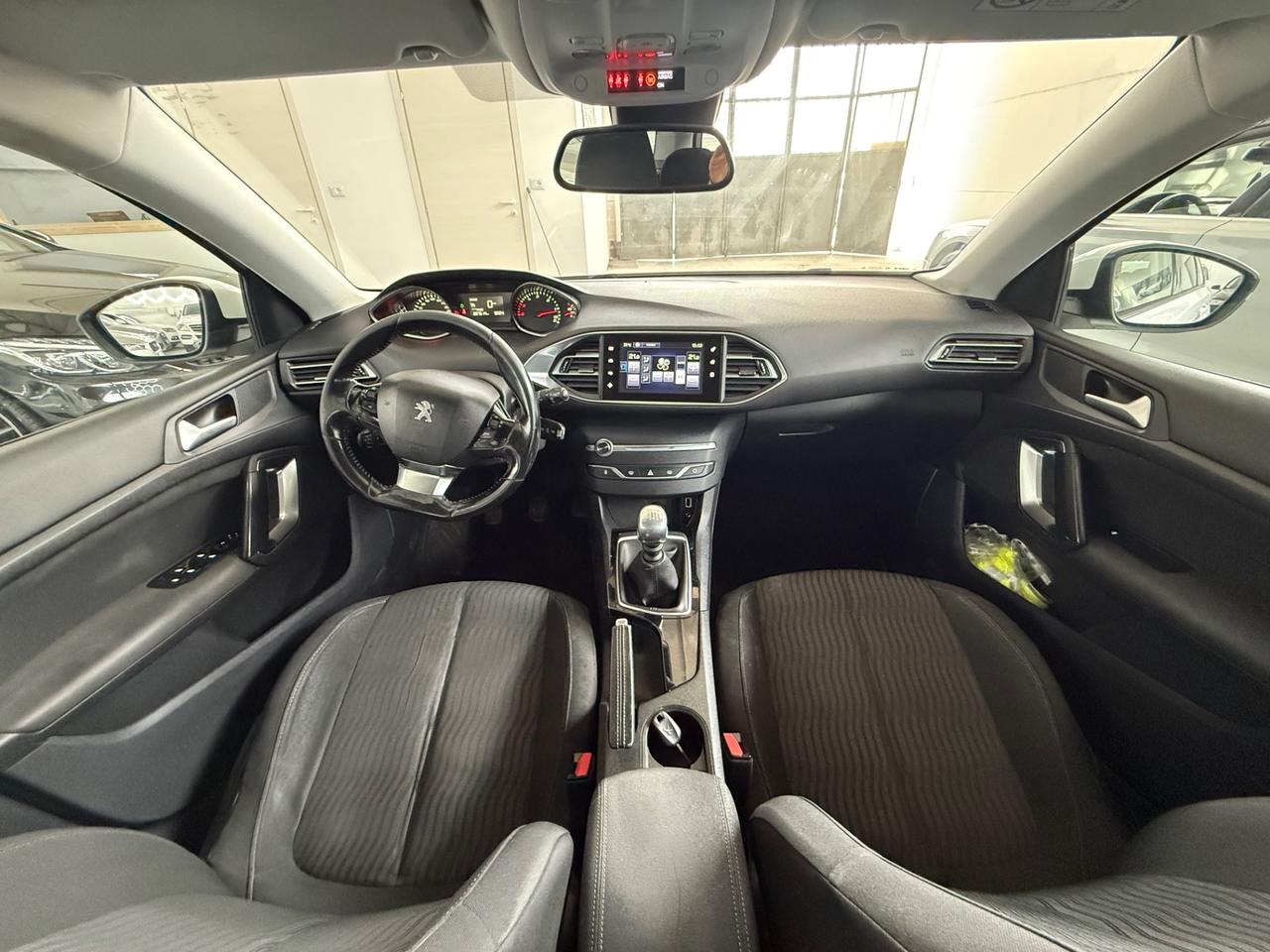 Peugeot 308 BlueHDi 120 S&S SW Business