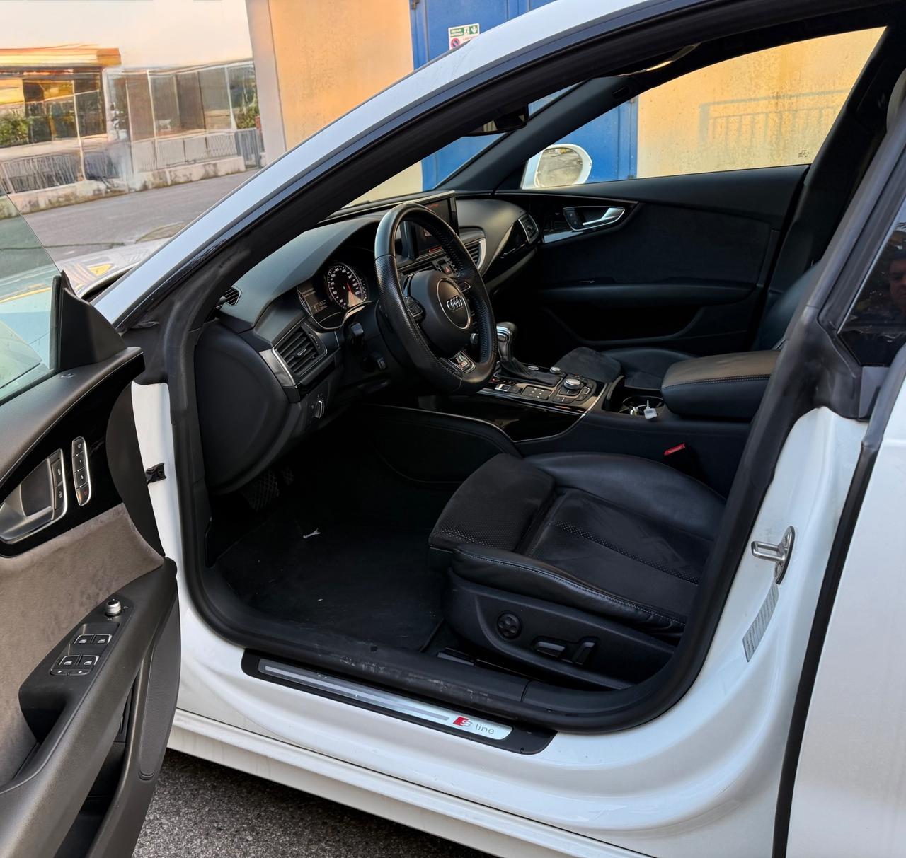 Audi A7 SPB 3.0 TDI S tronic S-line. 2015