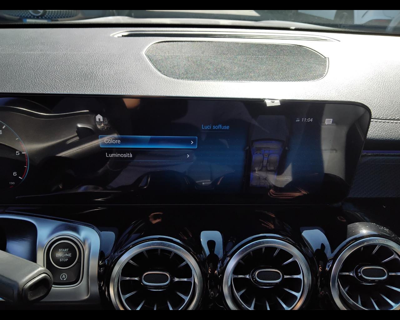 Mercedes-Benz GLB - X247 2019 - GLB 200 d Premium auto