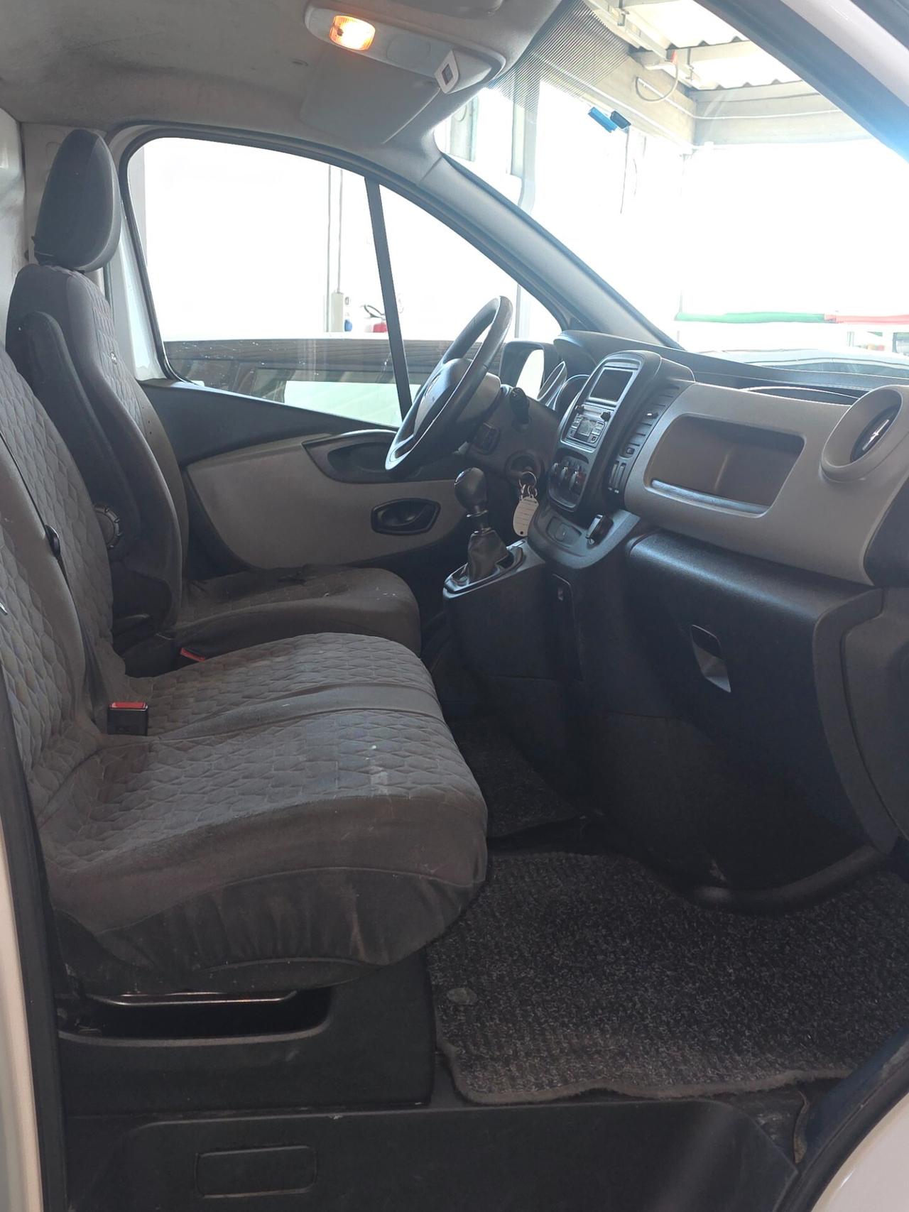 Renault Trafic T27 1.6 dCi 95CV S&S PC-TN Zen