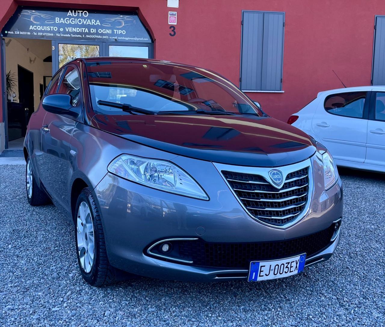 Lancia Ypsilon 0.9 TwinAir 85 CV 5 porte