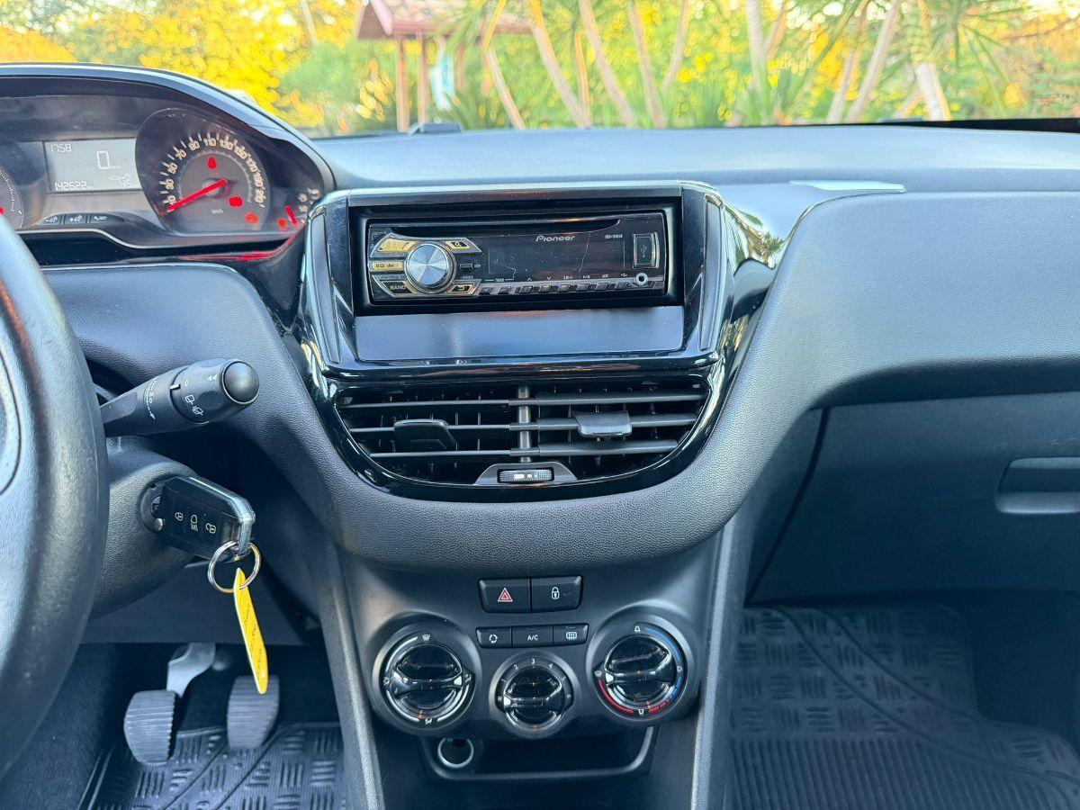 PEUGEOT - 208 - 1.2 VTi 82 CV 5p. Allure