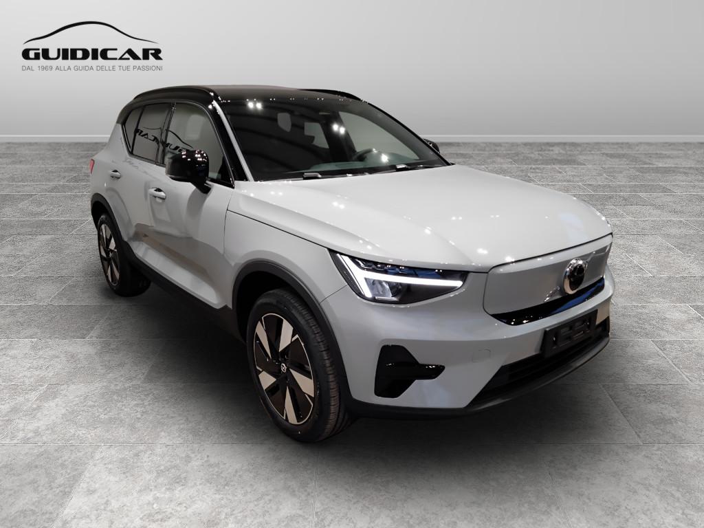 VOLVO XC40 Core Single Motor Extended Range