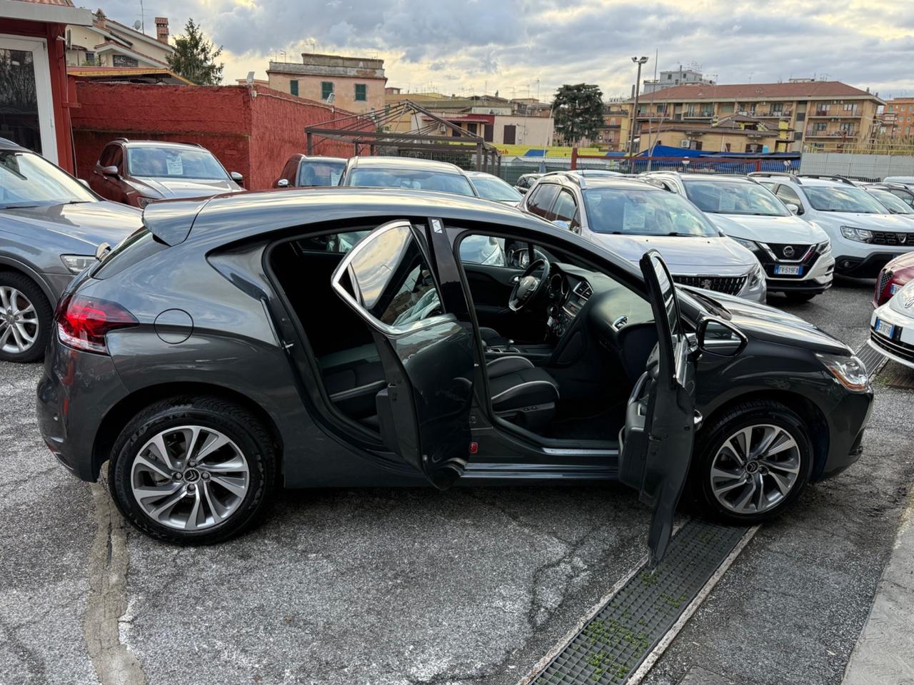 DS4 1.6 e-HDi 115-unipro-automatica-rate-