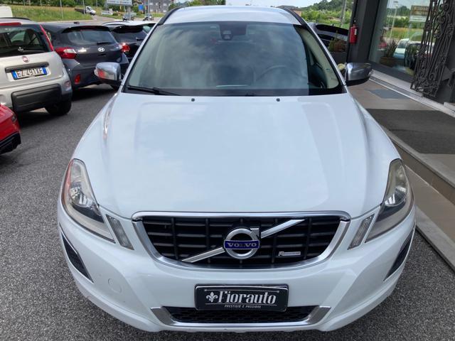 VOLVO XC60 DRIVe R-design