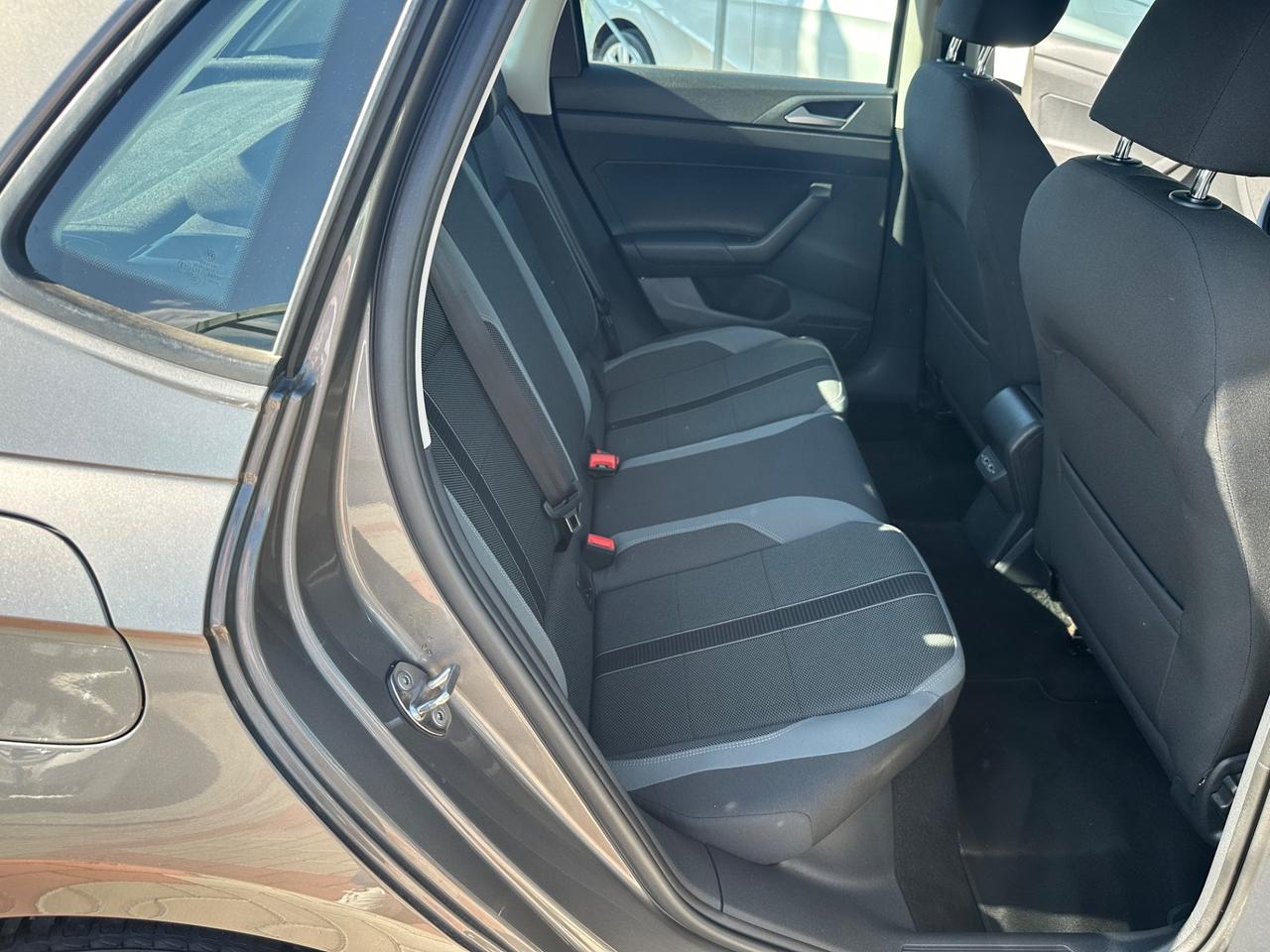Volkswagen Polo 1.0 TSI DSG 95CV R-LINE UNICO PROP