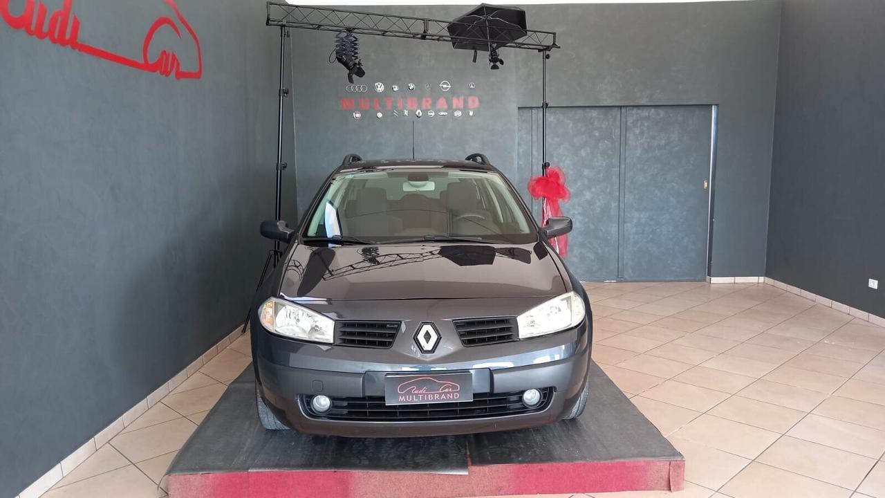 Renault Megane Mégane 1.6 16V Grandtour Luxe Dynamique