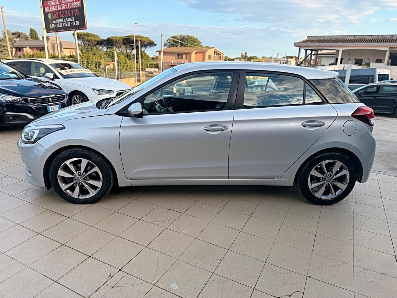 Hyundai i20 1.4 CRDi 5 porte Comfort Garanzia 12 Mesi